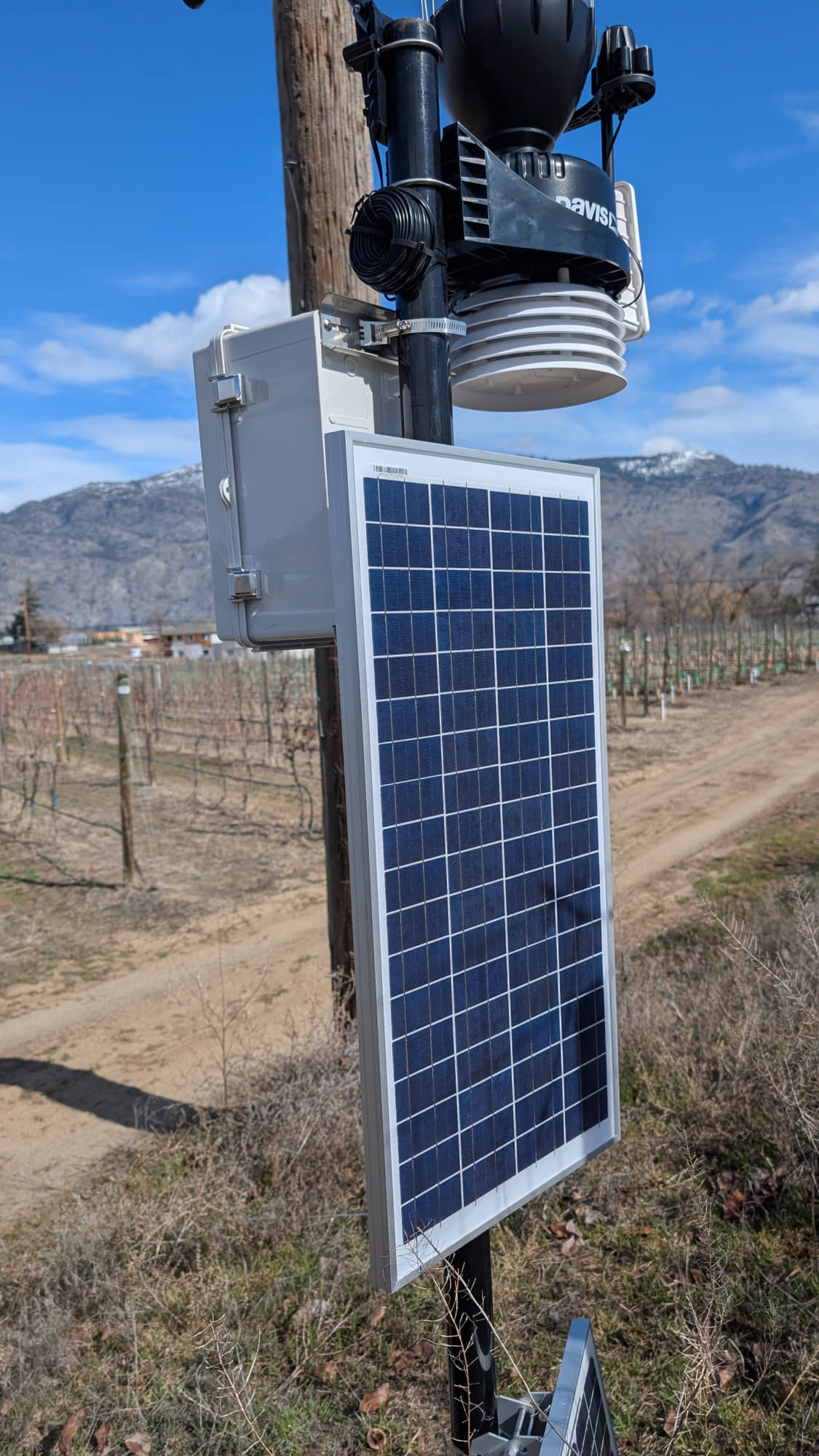 Davis Weather Station (with Telemetry) - Image 3